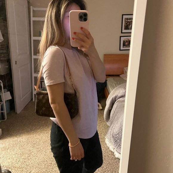 Louis Vuitton Pochette Accessoire Monogram - Picture 10 of 10